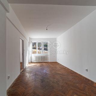 Prodej bytu 4+1 81 m² Plesná, 5. května