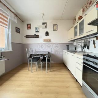 Prodej bytu 2+1 60 m² Jirkov