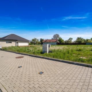 Prodej stavební parcely 600 m² Hrušov