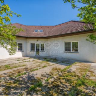 Prodej rodinného domu 186 m² Kostelec nad Labem