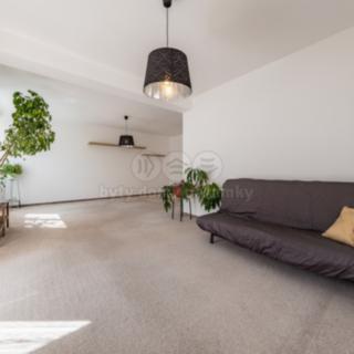 Prodej bytu 4+kk 108 m² Čelákovice