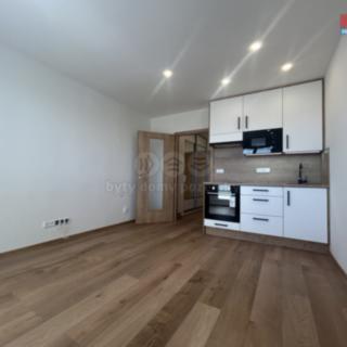 Prodej bytu 1+kk a garsoniéry 25 m² Rakovník, Dukel. hrdinů