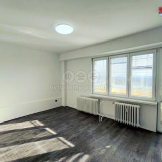 Pronájem bytu 1+1 28 m² Havířov