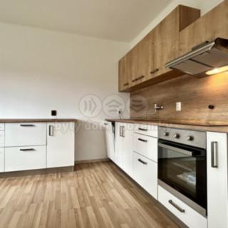 Pronájem rodinného domu 120 m² Sadská