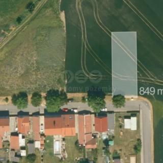 Prodej stavební parcely 849 m² Dobrovíz