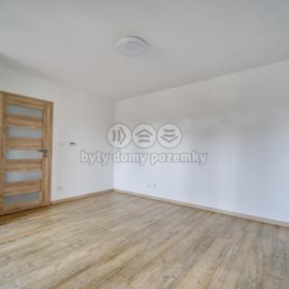 Pronájem bytu 2+kk 55 m² Dobřany, Lipová
