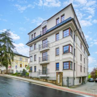 Prodej rodinného domu 895 m² Karlovy Vary