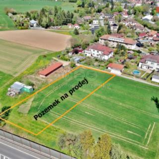 Prodej komerčního pozemku 2000 m² Vystrkov