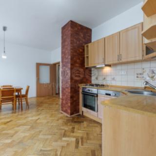 Pronájem bytu 3+1 100 m² Karlovy Vary