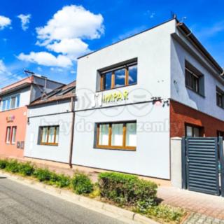 Pronájem rodinného domu 181 m² Pardubice