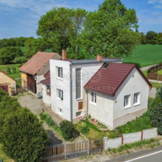 Prodej rodinného domu 105 m² Spálené Poříčí