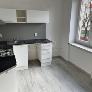Pronájem bytu 2+1 62 m² Karviná, Cihelní