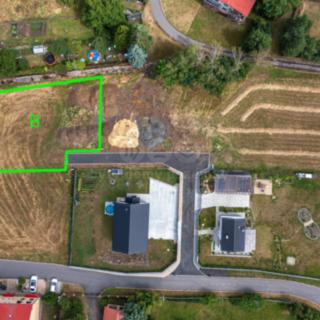 Prodej stavební parcely 1 036 m² Malšovice