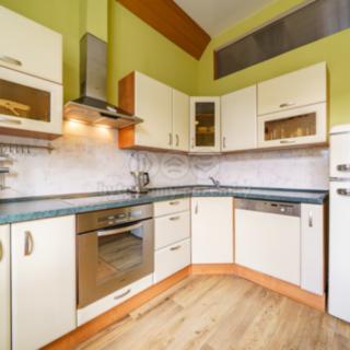 Prodej bytu 2+1 68 m² Karlovy Vary