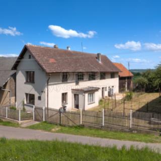Prodej rodinného domu 220 m² Pochvalov