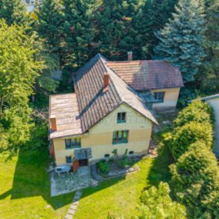 Prodej rodinného domu 100 m² Modletice