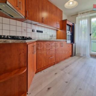 Pronájem bytu 3+1 66 m² Úpice