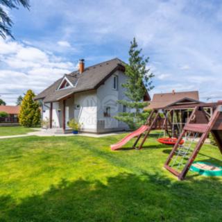 Prodej rodinného domu 129 m² Kostomlátky