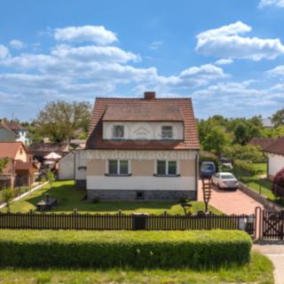 Prodej rodinného domu 121 m² Vráž