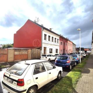 Prodej rodinného domu 240 m² Postoloprty, Štefánikova