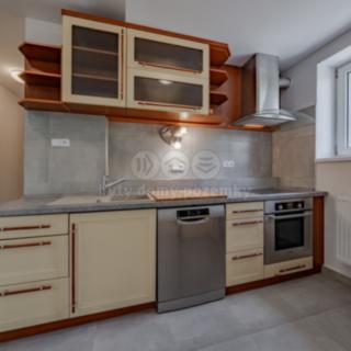 Prodej bytu 4+kk 79 m² Krhová