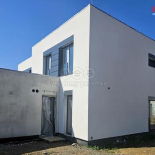 Prodej rodinného domu 183 m² Sezemice
