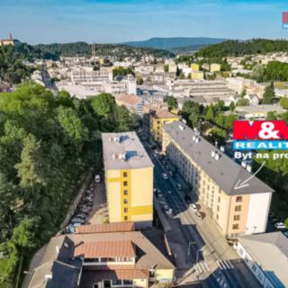 Prodej bytu 1+kk a garsoniéry 38 m² Náchod, Komenského
