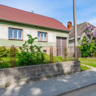 Prodej rodinného domu 2551 m² Číhalín