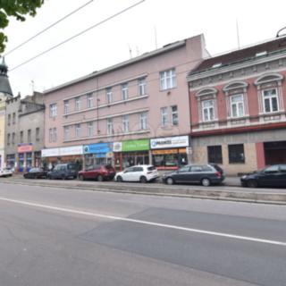 Pronájem bytu 1+1 39 m² Hradec Králové, náměstí 5. května