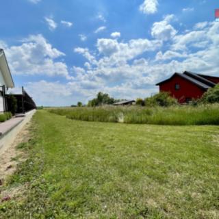 Prodej stavební parcely 1 533 m² Šumice