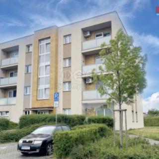 Prodej bytu 1+kk a garsoniéry 41 m² Mělník, Slovany
