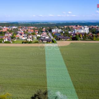 Prodej stavební parcely 2432 m² Kostelec nad Černými lesy