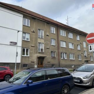 Pronájem bytu 2+1 58 m² Louny, Sladkovského