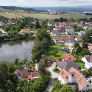Prodej stavební parcely 1 057 m² Rudolfov