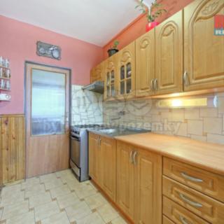 Prodej bytu 3+1 63 m² Chomutov, Písečná