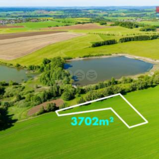 Prodej zemědělské půdy 3 702 m² Nové Město na Moravě