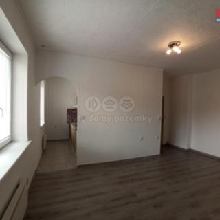Pronájem bytu 1+1 35 m² Šternberk