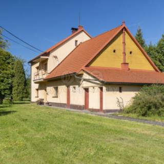Prodej rodinného domu 185 m² Žabeň