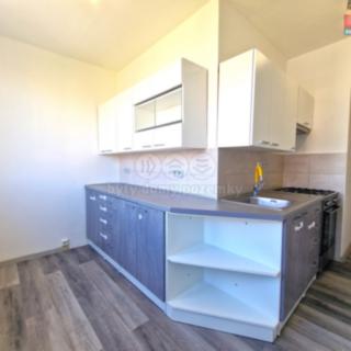 Pronájem bytu 3+1 68 m² Bruntál, Dolní