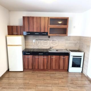 Pronájem bytu 1+kk a garsoniéry 32 m² Křoví