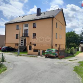 Prodej bytu 3+1 91 m² Svéradice