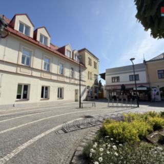Pronájem bytu 1+kk a garsoniéry 41 m² Třebechovice pod Orebem, Masarykovo náměstí