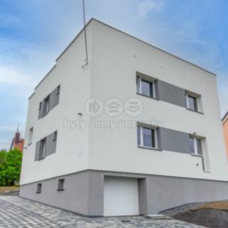 Prodej rodinného domu 188 m² Hrabyně