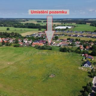 Prodej stavební parcely 1 021 m² Labské Chrčice