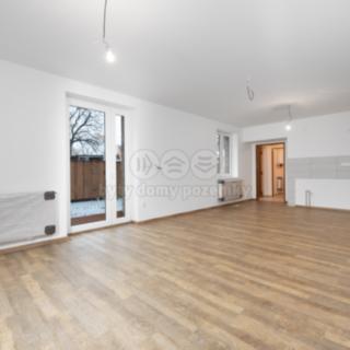 Prodej bytu 2+kk 79 m² Slatiňany, Na Ostrově