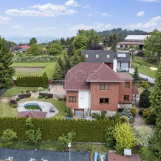 Prodej rodinného domu 370 m² Borová