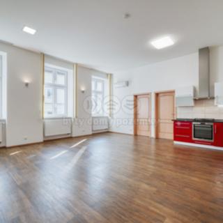 Pronájem bytu 3+kk 89 m² Plzeň