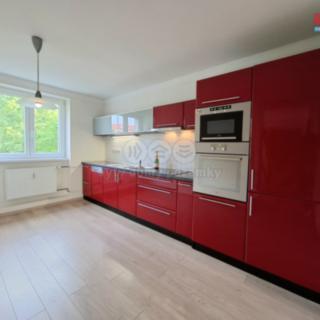 Prodej bytu 2+1 60 m² Ostrov, Štúrova
