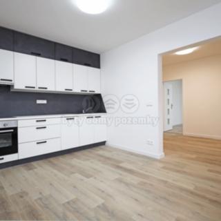 Pronájem bytu 3+kk 67 m² Karlovy Vary