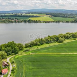 Prodej zemědělské půdy 2452 m² Cheb